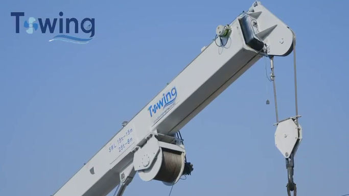 Telescopic Offshore Crane Testing